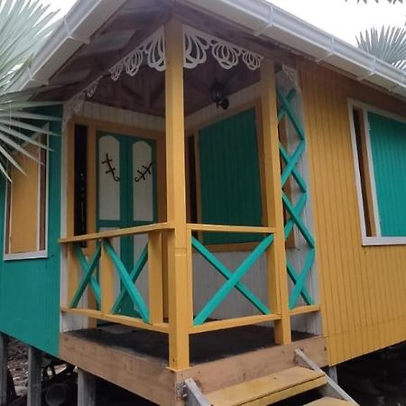 Hotel Yellow Home Providencia Isla Bahia Suroeste Екстер'єр фото