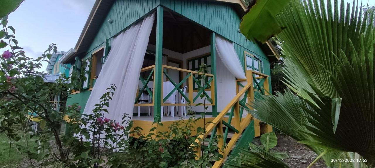 Hotel Yellow Home Providencia Isla Bahia Suroeste Екстер'єр фото