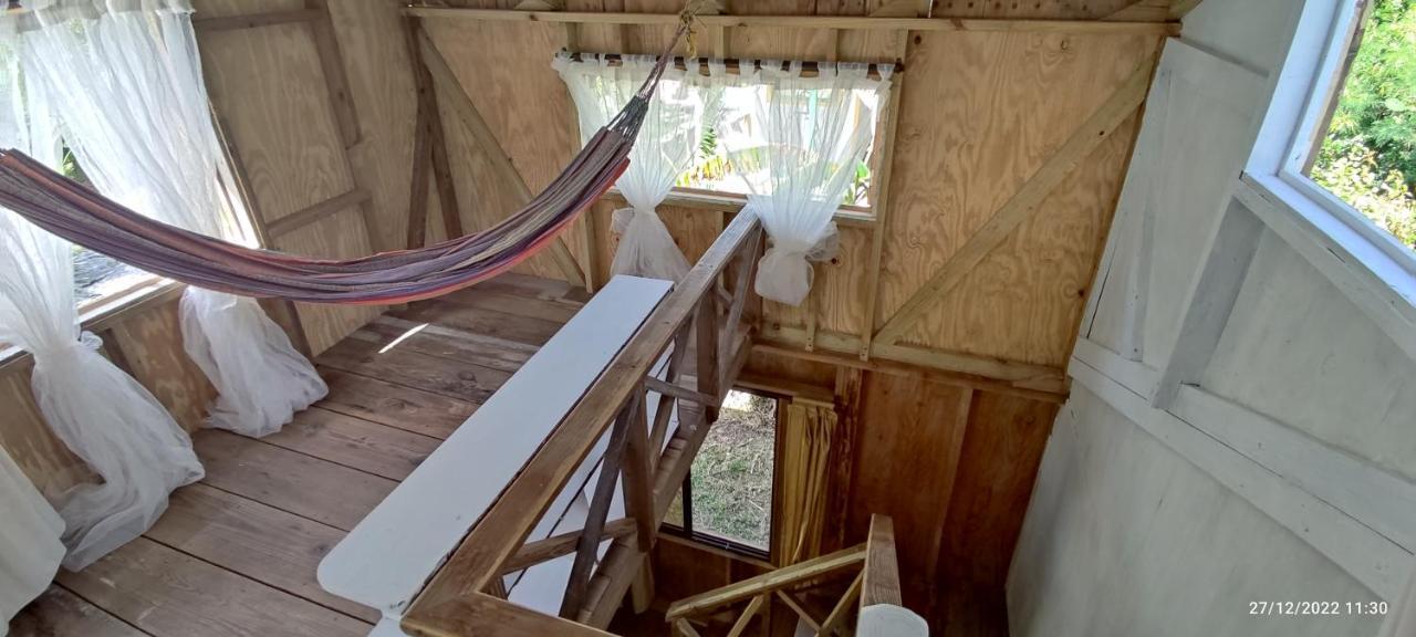 Hotel Yellow Home Providencia Isla Bahia Suroeste Екстер'єр фото