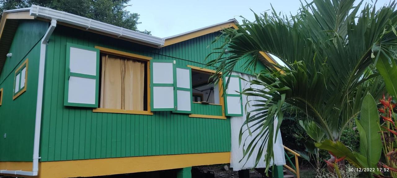 Hotel Yellow Home Providencia Isla Bahia Suroeste Екстер'єр фото