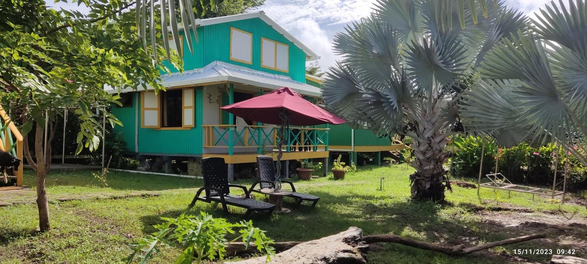 Hotel Yellow Home Providencia Isla Bahia Suroeste Екстер'єр фото
