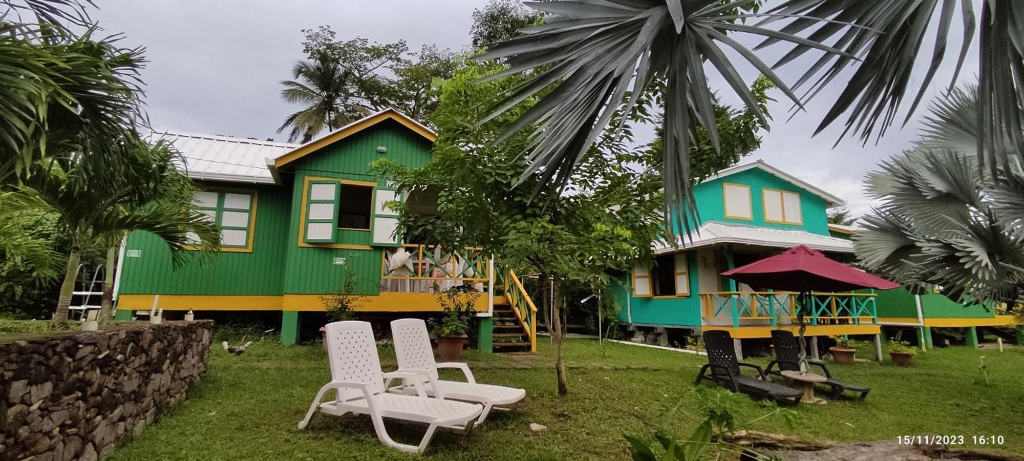 Hotel Yellow Home Providencia Isla Bahia Suroeste Екстер'єр фото