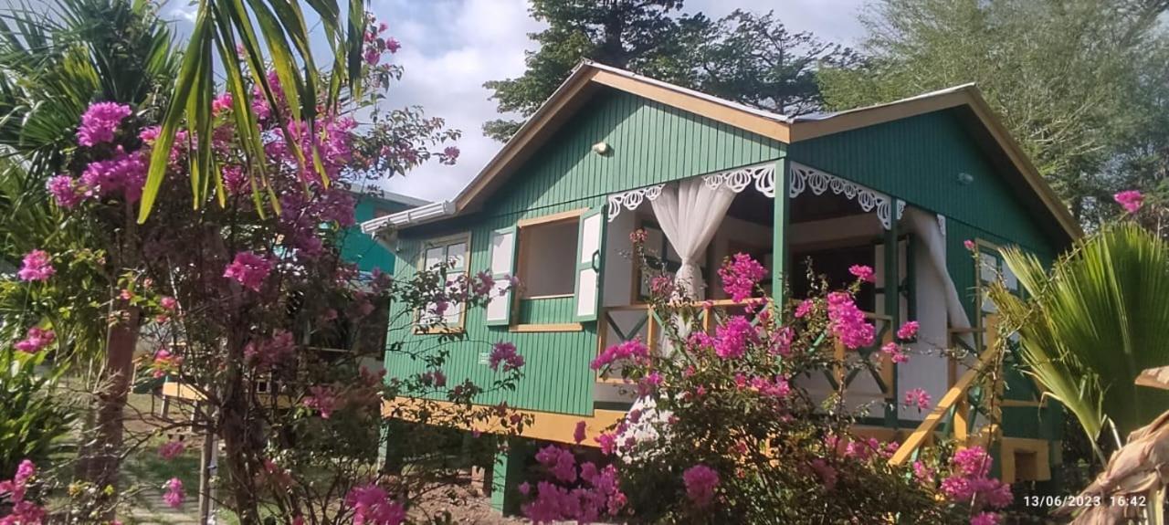 Hotel Yellow Home Providencia Isla Bahia Suroeste Екстер'єр фото